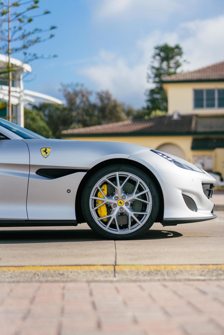 Детали экстерьера Ferrari Portofino 2018 года  (AU) (фото 14 из 28)